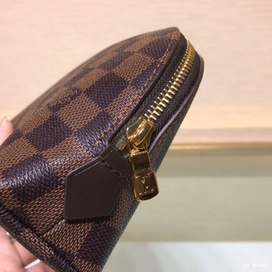 Cheap VUITTON COSMETIC LOUIS POUCH GM 0718